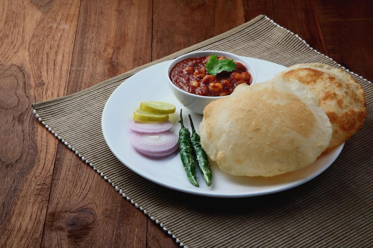 Spot On Sharma'S Kitchen & Home Stay Bajaura Eksteriør bilde