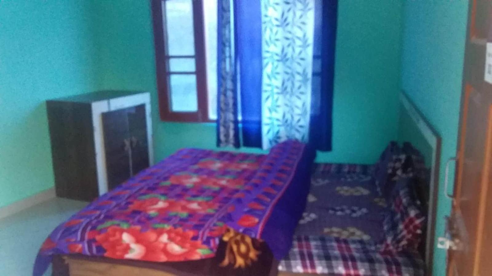 Spot On Sharma'S Kitchen & Home Stay Bajaura Eksteriør bilde